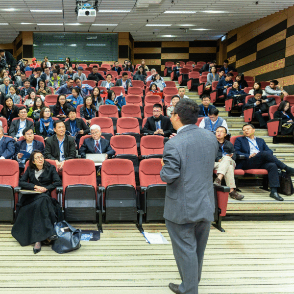 Aqui Aparece o Título da Palestra
