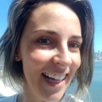 Vivian Lemos Estrowispy