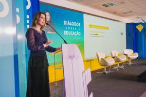 Narla Aguiar - Mestre de Cerimônias