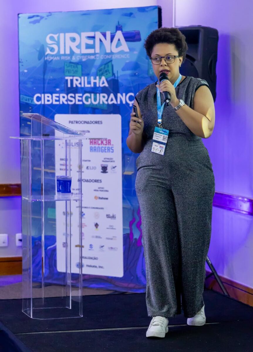 Mestre de Cerimônias Trilíngue para Eventos de Tecnologia