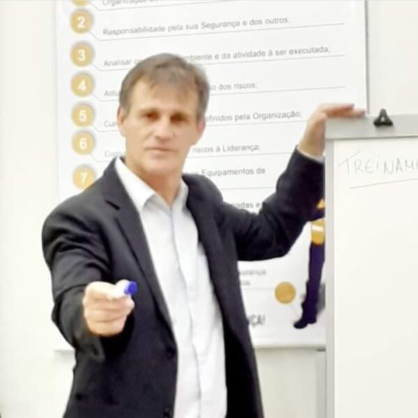 MOTIVAÇÃO LIDERANÇA