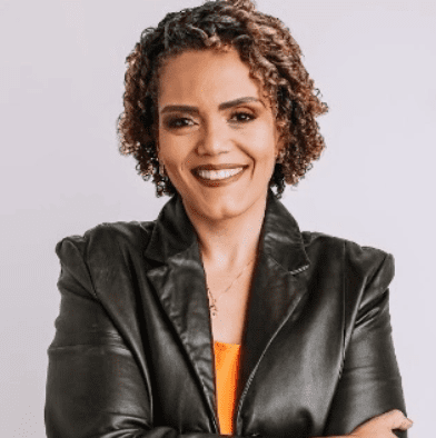 Adelle Carvalho Pinheiro