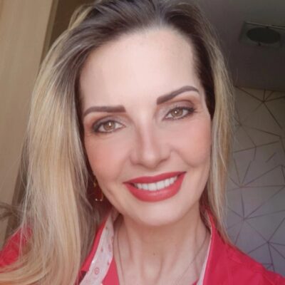 Dra. Alessandra Saraiva