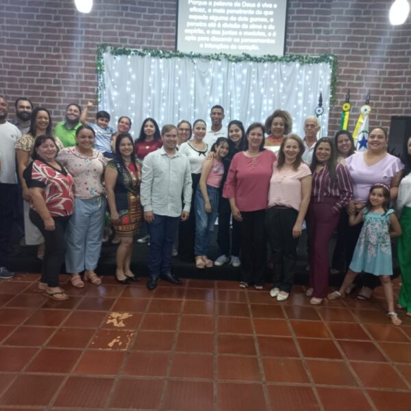 Especialista em Saúde Emocional, Desenvolvimento Humano e Mediação de Conflitos