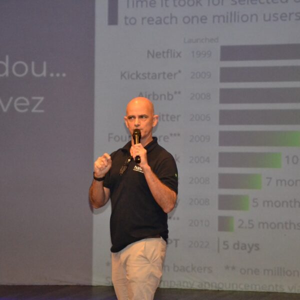 Histórias ( Reais ) baseadas em Fatos ( Virtuais ) . Um papo sobre segurança no mundo virtual .