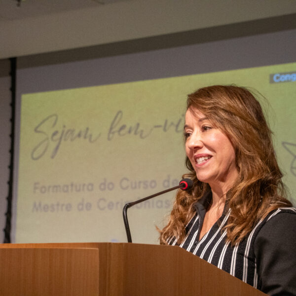 Carisma e profissionalismo para dar ritmo, brilho e impacto ao seu evento!