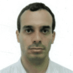 Quem são os políticos brasileiros: Análise das características dos governantes e seus os impactos no desenvolvimento econômicos.