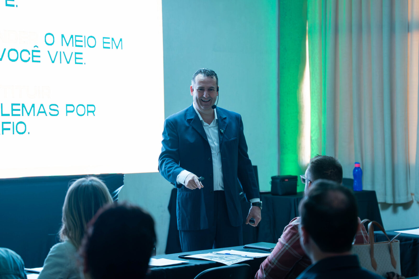 O Código da Comunicação - A arte de se tornar inesquecível em um mundo automatizado