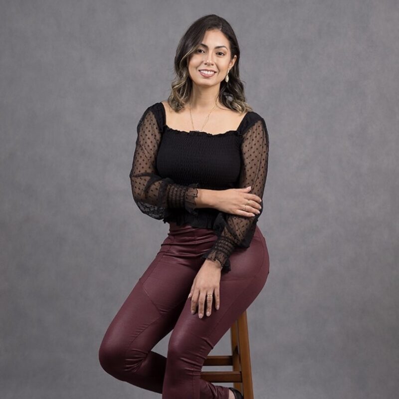 Camila Macedo Comunicadora e Palestrante