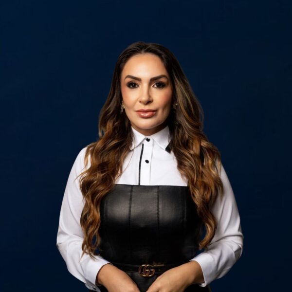 Transformando pessoas e organizações com estratégias comprovadas e resultados excepcionais.