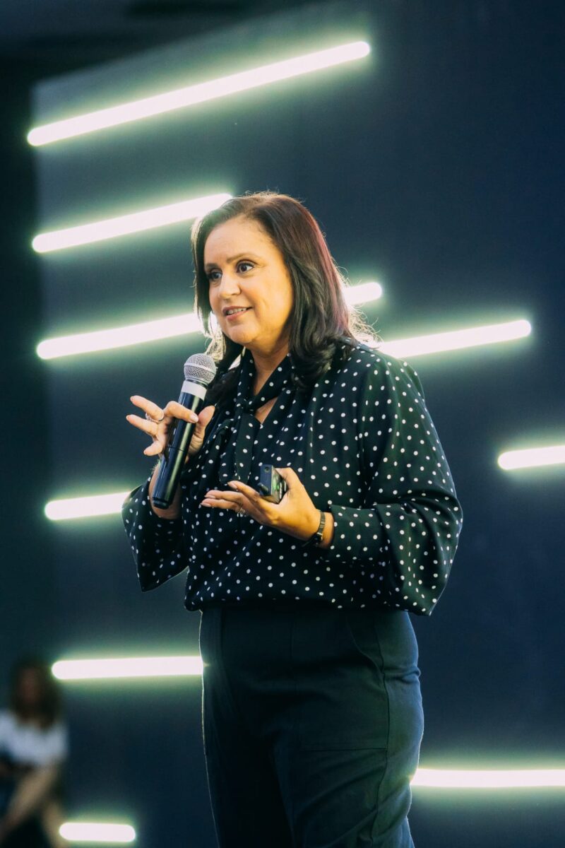 “De Dentro para Fora: A Nova Competência Essencial para Profissionais que Precisam se Reinventar”