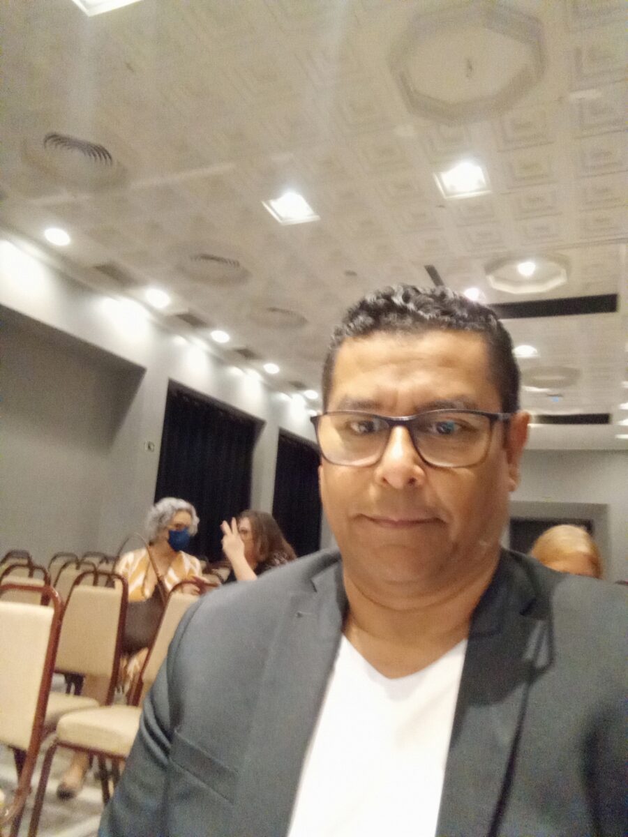 É possível ser arrastado pela força do absurdo?