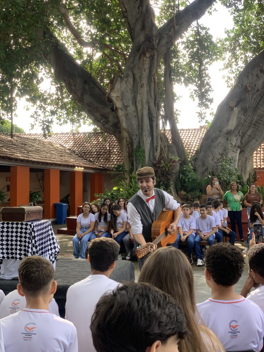 Arte que aproxima, educa e transforma experiências.