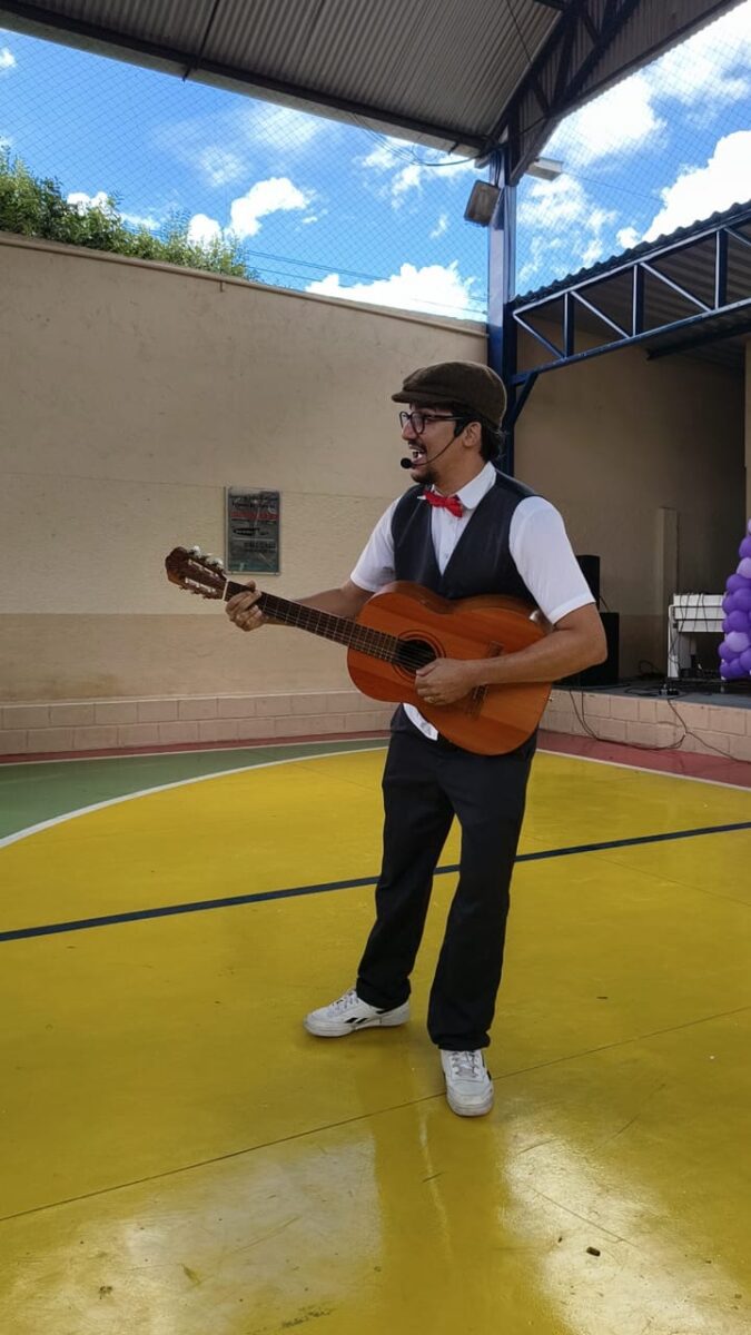 Arte que aproxima, educa e transforma experiências.