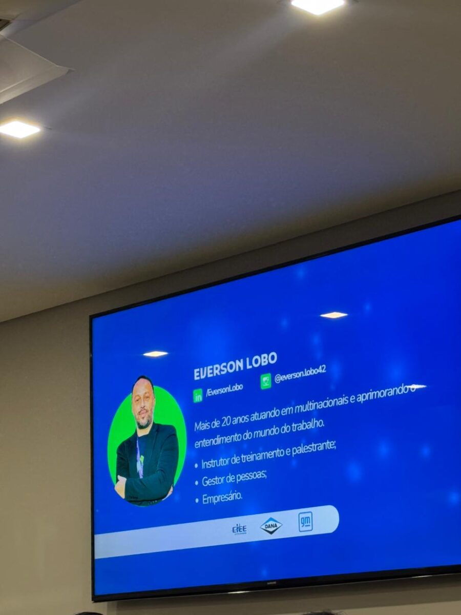 O mundo do Trabalho - Conhecendo suas complexidades e me tronando um profissional de excelência.