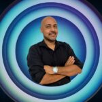 Diferencie o expert do estrategista: um conhece cada detalhe do produto; o outro domina cada necessidade do cliente. Qual dessas vozes o seu mercado está ouvindo agora?