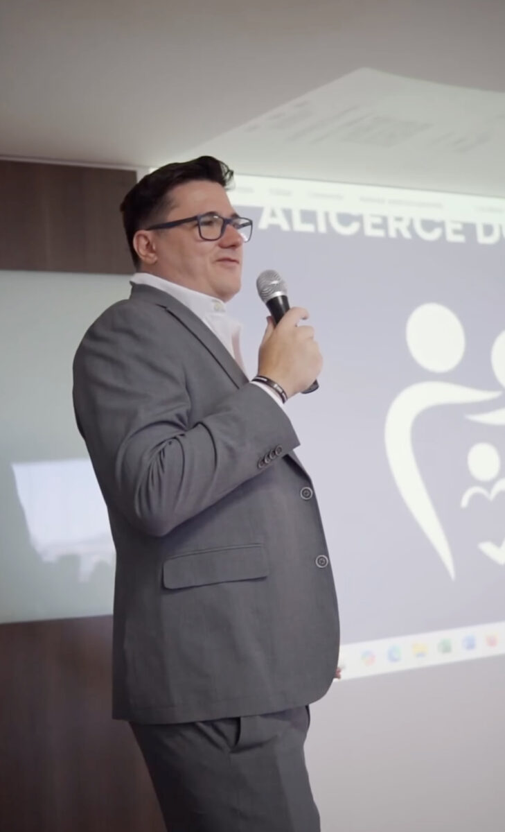 Como escalar vendas com IA e automação sem aumentar equipe