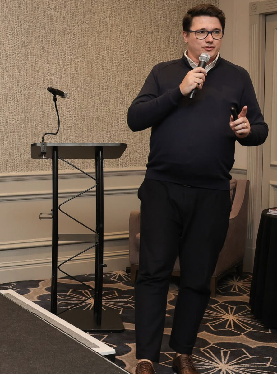 Como escalar vendas com IA e automação sem aumentar equipe