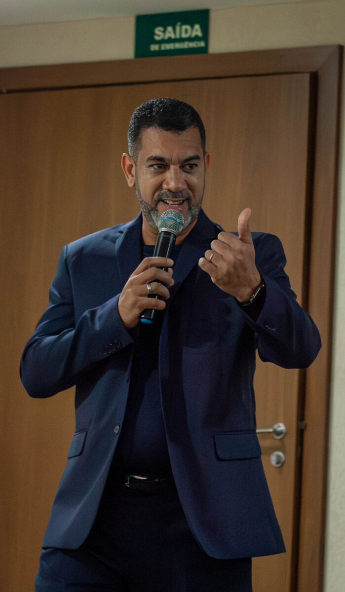 CUIDE DE SEU CLIENTE - SEU CONCORRENTE ESTÁ DE OLHO NELE!