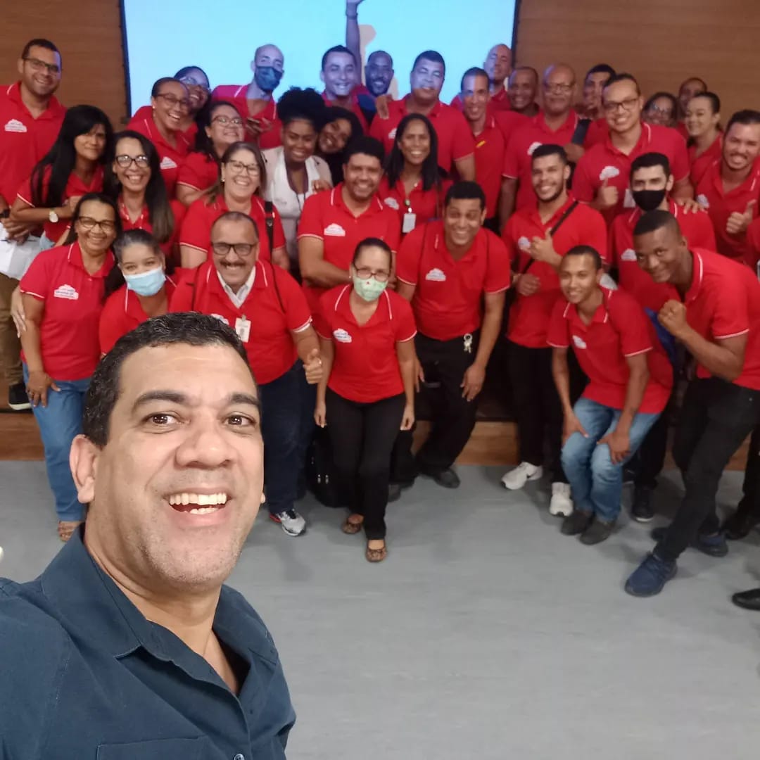 CUIDE DE SEU CLIENTE - SEU CONCORRENTE ESTÁ DE OLHO NELE!