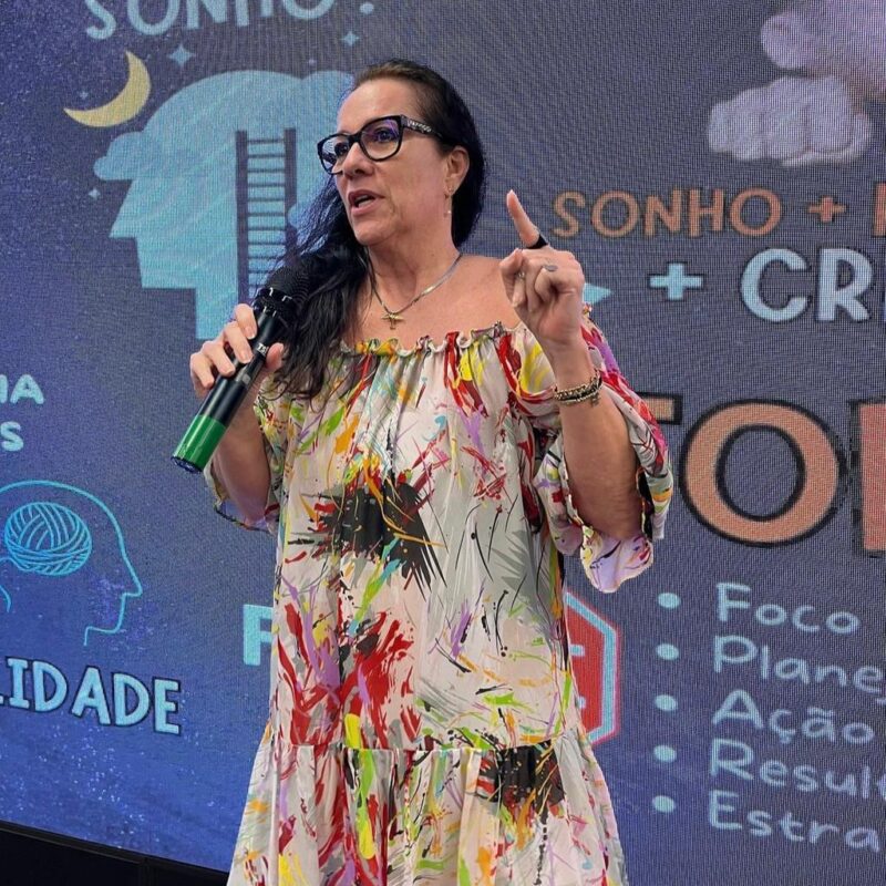 KATIA FALCÃO