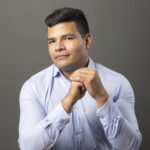 Professor de Oratória | Facilitador de T&D | Treinamentos de Comunicação Assertiva para Empresas | Expressão Verbal e Não Verbal | Alta Performance em Aprendizagem & Falar em Público