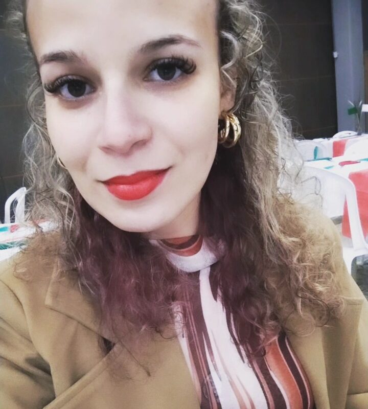 Vitoria Farias de Liz