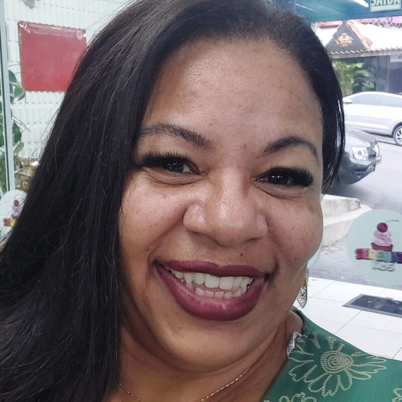 Katia Cristina Dantas Silva Santana