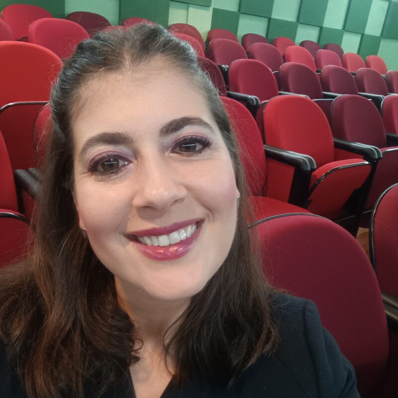Victoria Mauricio Delvizio
