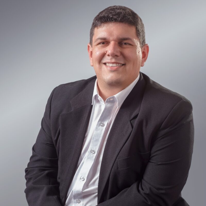 Olizar Macedo