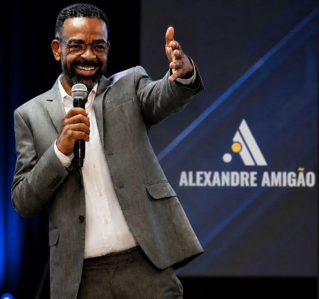 Transformando Vidas Através da Superação Mentalidade e Impacto