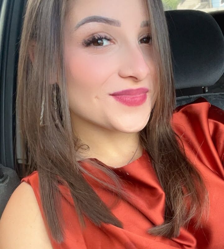 HARIANE CRISTINA