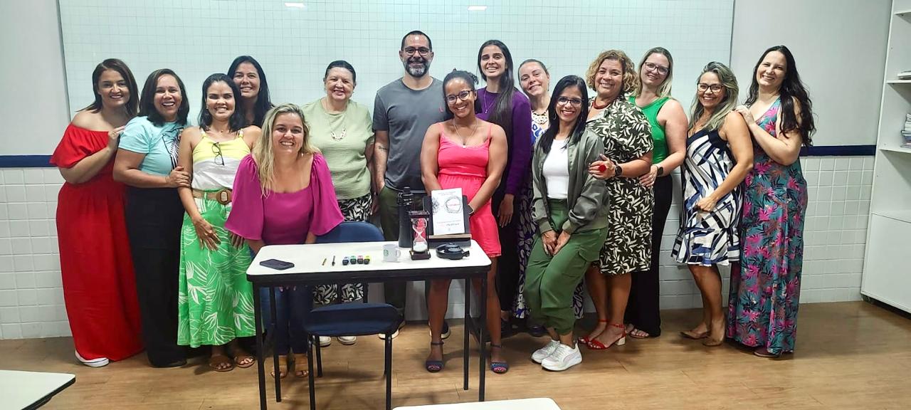 Um Refúgio Chamado Livro: como a leitura protege, reconstrói e fortalece a saúde emocional.