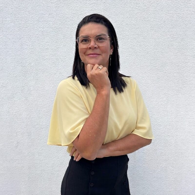 VANIA MATOS